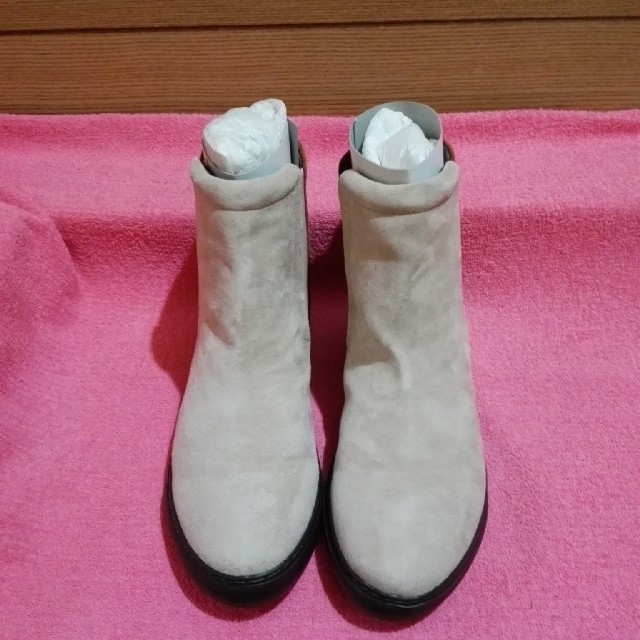 《サイドゴア　ショートブーツ》本皮　ショートブーツ　22.5cm(少し大きめ) レディースの靴/シューズ(ブーツ)の商品写真