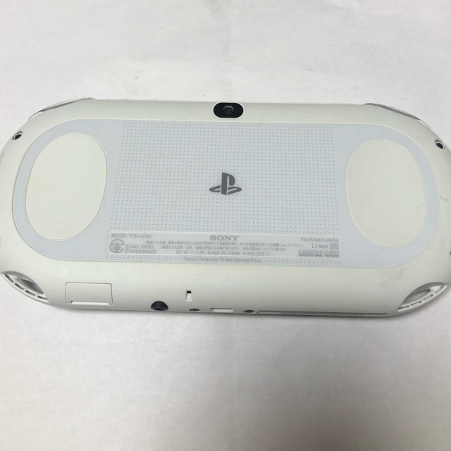 SONY(ソニー)のPlayStation vita（PCH-2000シリーズ） エンタメ/ホビーのゲームソフト/ゲーム機本体(携帯用ゲーム機本体)の商品写真