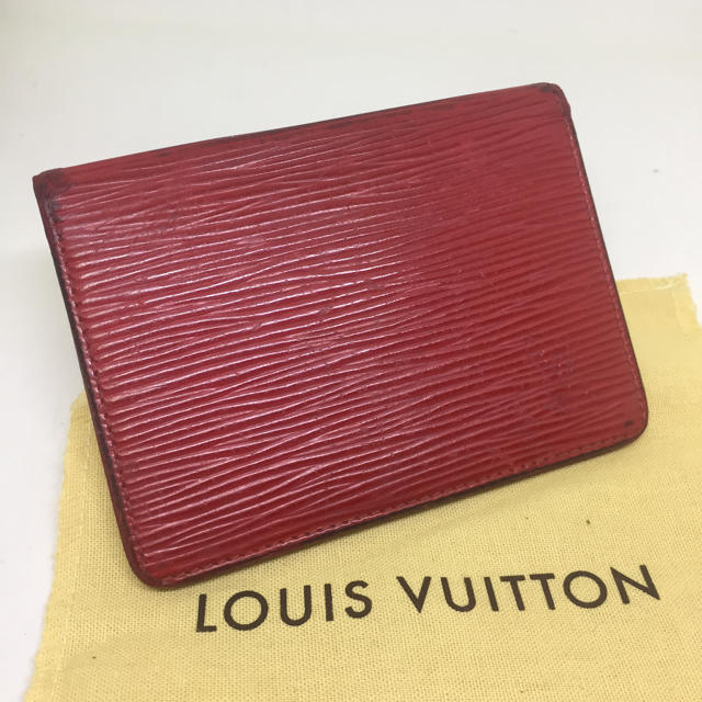 LOUIS VUITTON(ルイヴィトン)の【Louis Vuitton】パスケース★　エピ　赤色　定期入れ　ヴィトン  メンズのファッション小物(名刺入れ/定期入れ)の商品写真