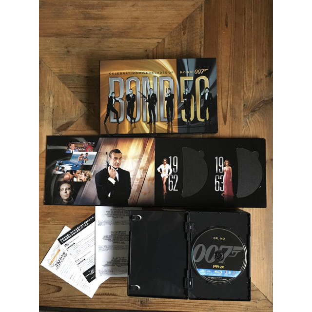 007 製作50周年記念版 ブルーレイBOX【初回限定生産】+スカイフォール 007 製作50周年記念版 ブルーレイBOX【初回限定生産】+スカイフォール
