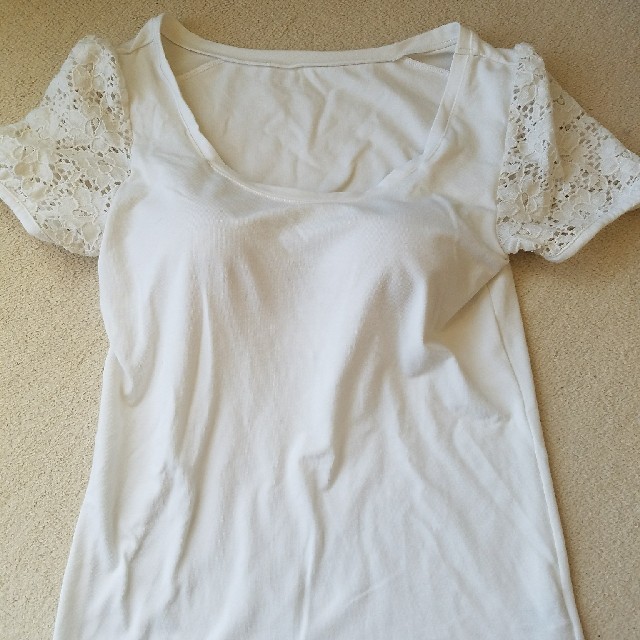 カップ付きTシャツ‼ レディースのトップス(Tシャツ(半袖/袖なし))の商品写真