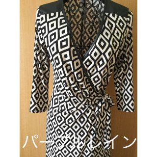 ダイアンフォンファステンバーグ(DIANE von FURSTENBERG)のパープルレイン ストレッチ ワンピース 合皮 カシュクール 美品(ひざ丈ワンピース)