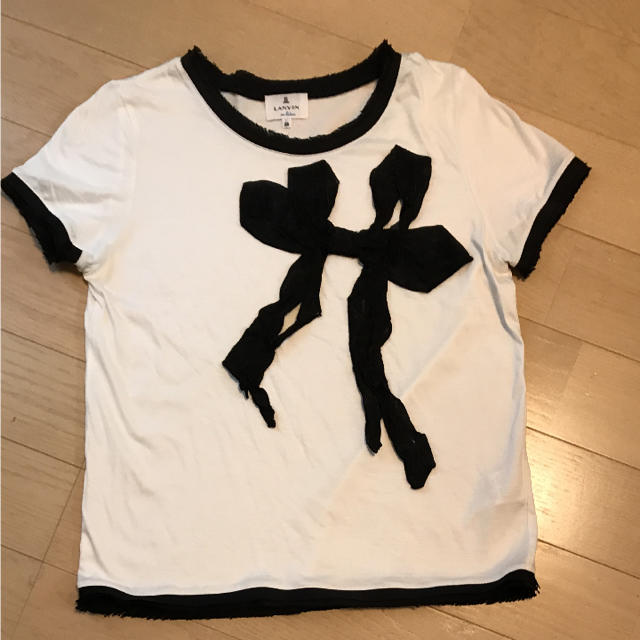 LANVIN en Bleu(ランバンオンブルー)のランバンオンブルーホワイトリボンTシャツ2018今期完売品 レディースのトップス(Tシャツ(半袖/袖なし))の商品写真