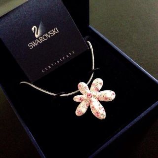 SWAROVSKI 新品(ネックレス)