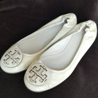 トリーバーチ(Tory Burch)のTory Burchホワイトシューズ(ローファー/革靴)