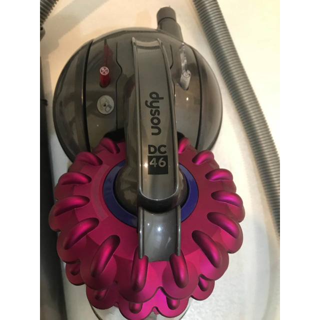 Dyson(ダイソン)のダイソンDC46 スマホ/家電/カメラの生活家電(掃除機)の商品写真