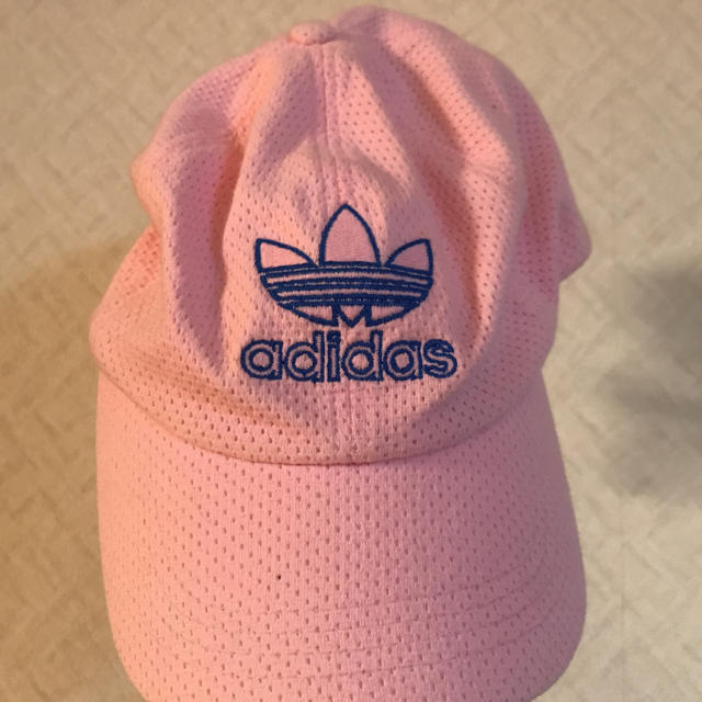 adidas(アディダス)の[古着]Adidas cap レディースの帽子(キャップ)の商品写真