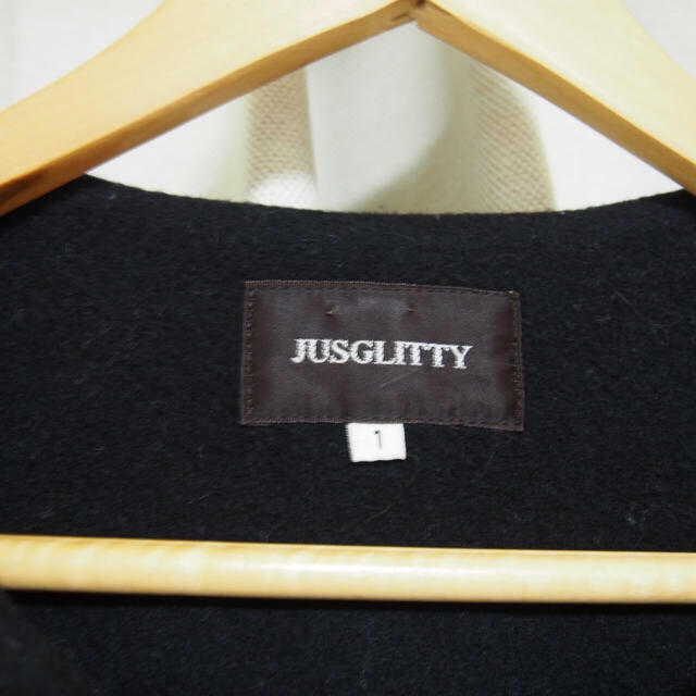 JUSGLITTY(ジャスグリッティー)のまあち様専用  ジャスグリッティー  黒コート レディースのジャケット/アウター(ロングコート)の商品写真