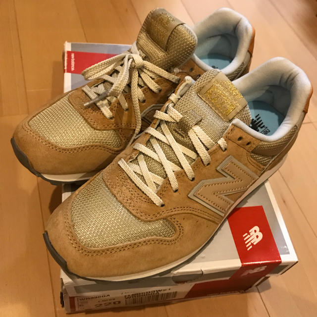 New Balance(ニューバランス)の新品未使用 ニューバランス WR996GA  レディースの靴/シューズ(スニーカー)の商品写真