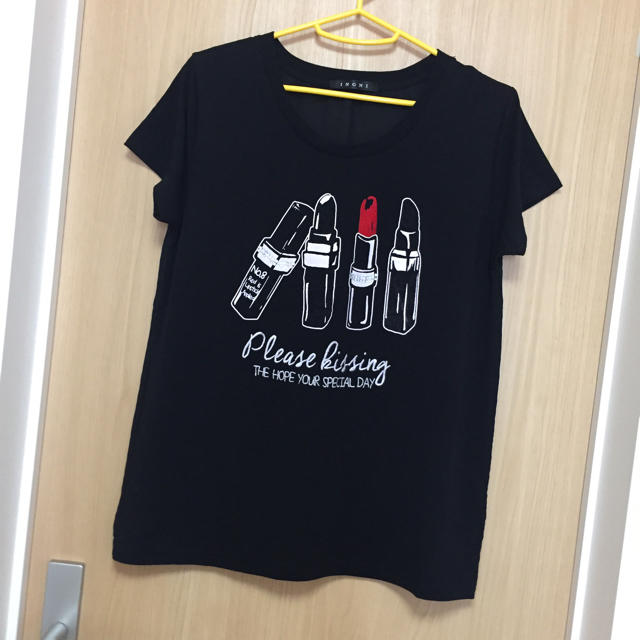 INGNI(イング)の[美品]INGNI Tシャツ Mサイズ 黒 イング レディースのトップス(Tシャツ(半袖/袖なし))の商品写真