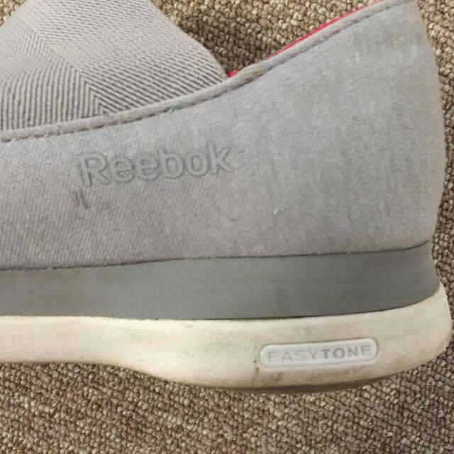 Reebok(リーボック)のReebok EASYTONE レディースの靴/シューズ(スニーカー)の商品写真