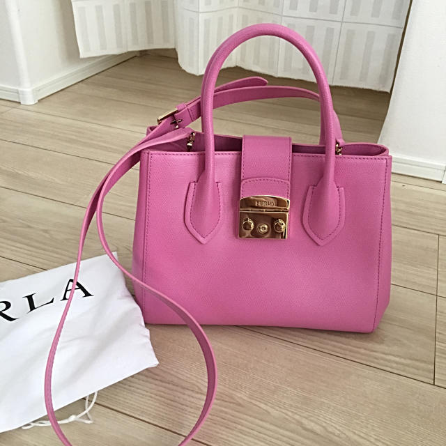 Furla(フルラ)のFURLA METROPOLIS 2WAYバッグ 未使用 レディースのバッグ(ショルダーバッグ)の商品写真