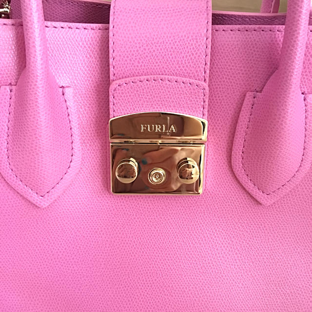 Furla(フルラ)のFURLA METROPOLIS 2WAYバッグ 未使用 レディースのバッグ(ショルダーバッグ)の商品写真