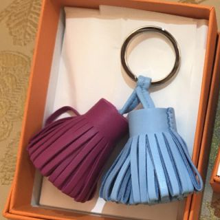 エルメス(Hermes)のカルメン ウノドス ローズパープル×セレスト(キーホルダー)