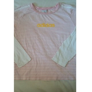 アディダス(adidas)のアディダス150 長袖T シャツ 2枚重ねっぽいピンクストライプ(Tシャツ/カットソー)
