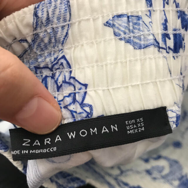 ZARA(ザラ)のcaco様専用☆美品☆ZARA 花柄 スカート 川人未帆 レディースのスカート(ひざ丈スカート)の商品写真