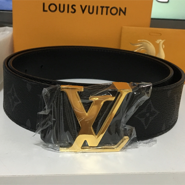 LOUIS VUITTON(ルイヴィトン)のLOUIS VUITTON おさむ様専用出品 メンズのファッション小物(ベルト)の商品写真