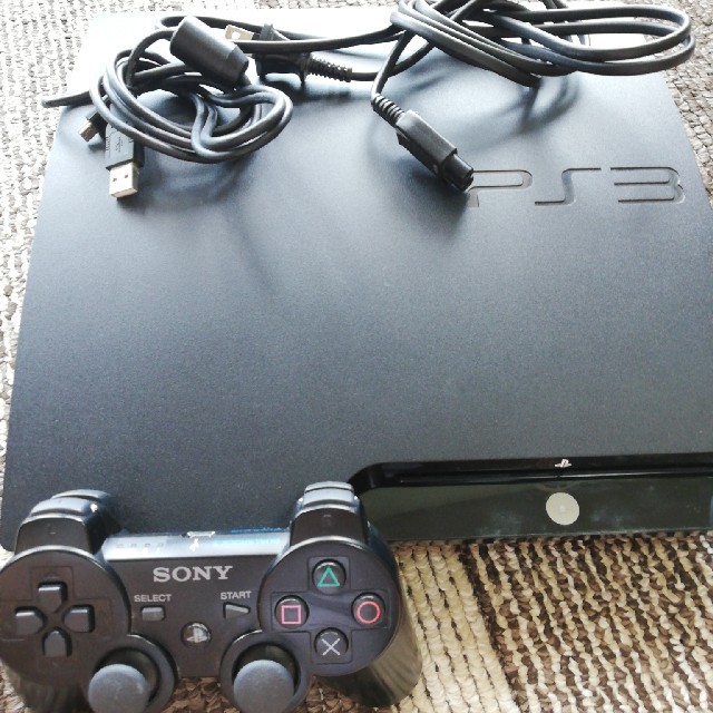 PlayStation3(プレイステーション3)のＰｌａｙＳｔａｔｉｏｎ３（１２０ＧＢ）（ＣＥＣＨ２０００Ａ） 
 エンタメ/ホビーのゲームソフト/ゲーム機本体(家庭用ゲーム機本体)の商品写真