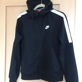 ナイキ(NIKE)の【NIKE】パーカー(パーカー)