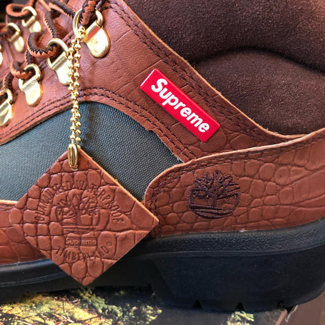 Supreme(シュプリーム)のsupreme timberland ブーツ ティンバーランド パーカー メンズの靴/シューズ(ブーツ)の商品写真