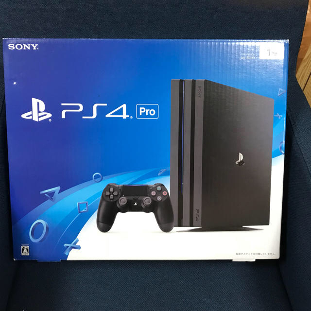 PlayStation4(プレイステーション4)のPS4 pro PS4 1TB PlayStation4 エンタメ/ホビーのゲームソフト/ゲーム機本体(家庭用ゲーム機本体)の商品写真