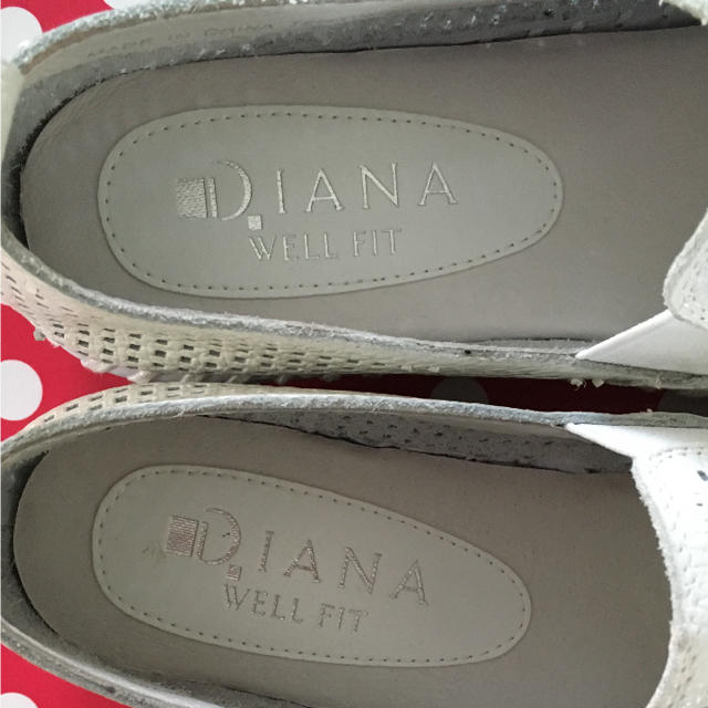 DIANA(ダイアナ)の【美品】DIANA スリッポン レディースの靴/シューズ(スリッポン/モカシン)の商品写真