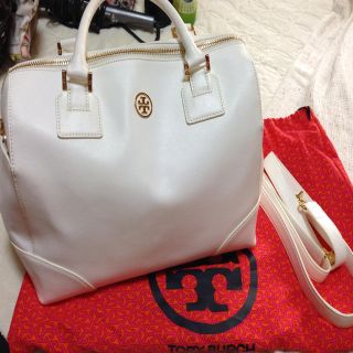 トリーバーチ(Tory Burch)のトリーバーチ♩新品未使用☆半額以下！(ボストンバッグ)