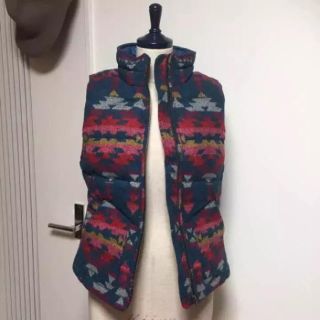 アメリカンイーグル(American Eagle)のS619 美品 AMERICAN EAGLE ネイティブ柄 ダウンベスト XS(ダウンベスト)