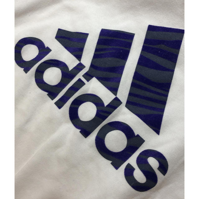 adidas(アディダス)のadidas Tシャツ (最終値) レディースのトップス(Tシャツ(半袖/袖なし))の商品写真