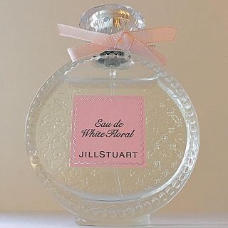 ジルスチュアート(JILLSTUART)の⭐︎廃盤レア⭐︎ジルスチュアート リラックスオードホワイトフローラル 50ml(香水(女性用))