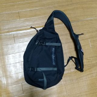 パタゴニア(patagonia)のpatagonia　Atom sling (ボディーバッグ)