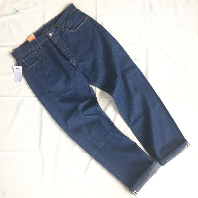 Levi's(リーバイス)の新品 コストコ levis 501 白耳 ライトオンス デニム 赤耳 メンズのパンツ(デニム/ジーンズ)の商品写真