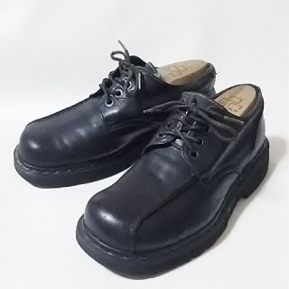 ドクターマーチン(Dr.Martens)の希少モデル！イングランド製!ドクターマーチン高級大人のローファー短靴黒ビンテージ(ローファー/革靴)