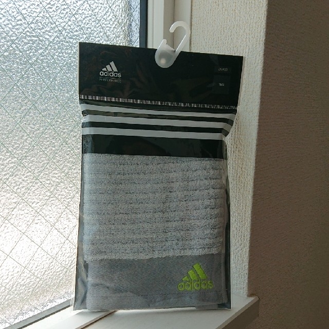 adidas(アディダス)の☆タオルハンカチ☆ その他のその他(その他)の商品写真