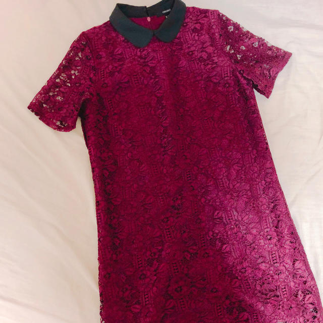 FOREVER 21(フォーエバートゥエンティーワン)のワンピースドレス レディースのフォーマル/ドレス(ミディアムドレス)の商品写真