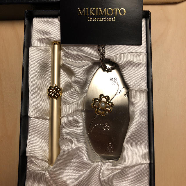 MIKIMOTO(ミキモト)の値下げ！MIKIMOTO リップペンシル&ライナー コスメ/美容のキット/セット(コフレ/メイクアップセット)の商品写真