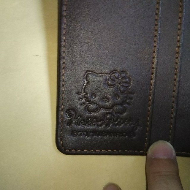 ハローキティ(ハローキティ)のハローキティ   ２つ折り財布「革製」 レディースのファッション小物(財布)の商品写真