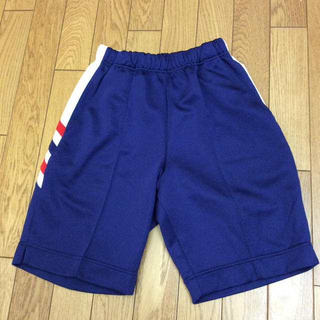 asics(アシックス)のジャージ 半ズボン キッズ/ベビー/マタニティのキッズ服男の子用(90cm~)(パンツ/スパッツ)の商品写真