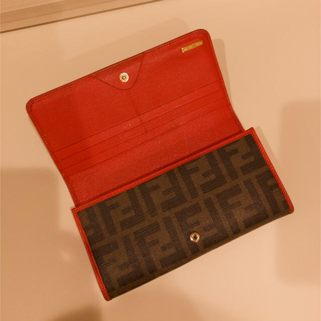 FENDI(フェンディ)のFENDI 長財布 レディースのファッション小物(財布)の商品写真