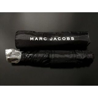 マークジェイコブス(MARC JACOBS)のマーク ジェイコブス　折りたたみ傘　黒　97cm 新品(傘)