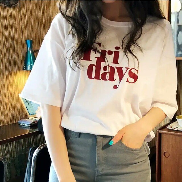 dholic(ディーホリック)のDHOLIC❤新品FridaysハーフスリーブTシャツ レディースのトップス(Tシャツ(半袖/袖なし))の商品写真