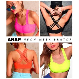 アナップ(ANAP)のANAP 見せブラ ブラトップ(ベアトップ/チューブトップ)