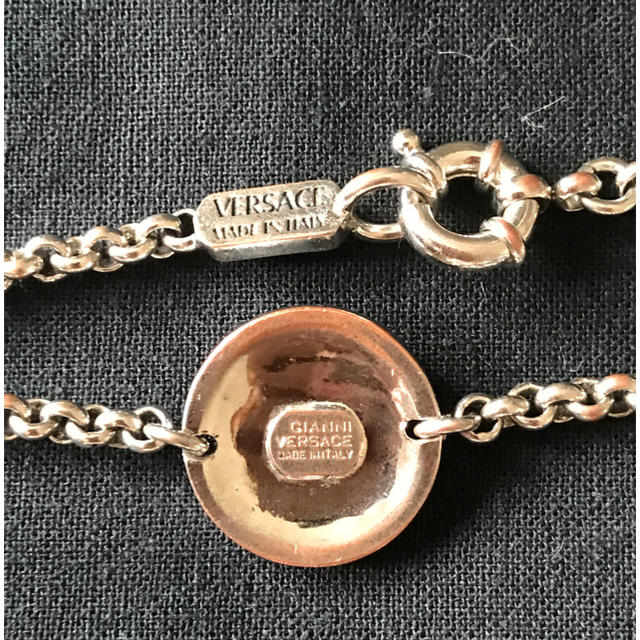 VERSACE(ヴェルサーチ)のハート♡様専用【VERSACE】ブレスレット レディースのアクセサリー(ブレスレット/バングル)の商品写真