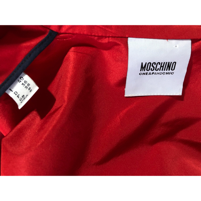 MOSCHINO(モスキーノ)の新品　40　MOSCHINO｜モスキーノ　テーラードジャケット　ブレザー　レッド レディースのジャケット/アウター(テーラードジャケット)の商品写真