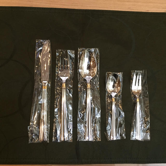 ラッキーウッド エメラルド 金彩 25pc ディナーセットの通販 by