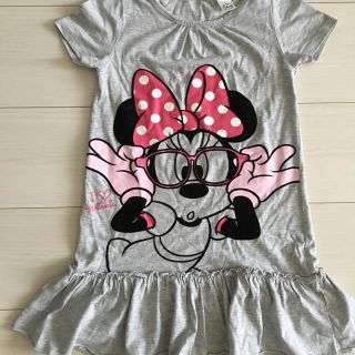 エイチアンドエム(H&M)のミニーちゃんTシャツワンピ(ワンピース)