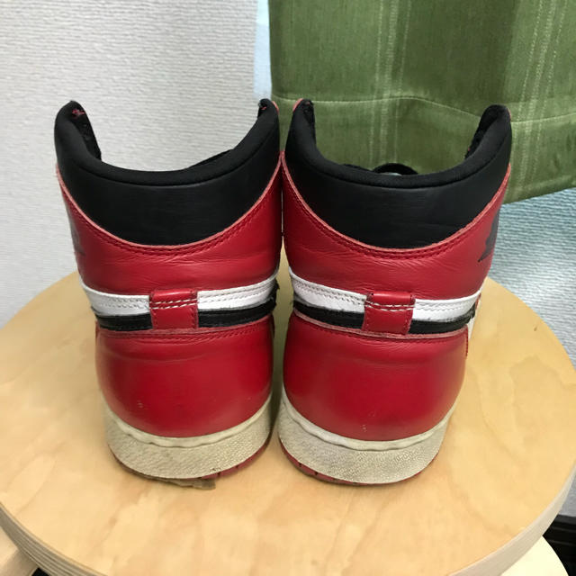 NIKE(ナイキ)のNIKE AIR JORDAN 1 HI CHICAGO 94年復刻 US8 メンズの靴/シューズ(スニーカー)の商品写真