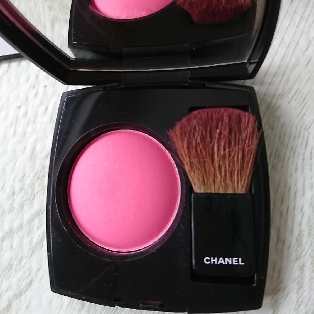 CHANEL(シャネル)のシャネルチーク  コスメ/美容のベースメイク/化粧品(チーク)の商品写真