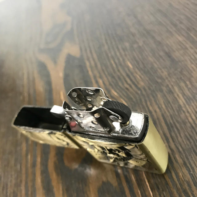 ZIPPO(ジッポー)の新品‼️ガイコツゴールドオイルライター‼️BOHAI‼️ メンズのファッション小物(タバコグッズ)の商品写真