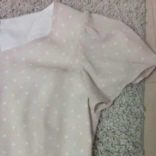 〈新品タグ付〉デビュードフィオレ????Ladyドットフラワーワンピース